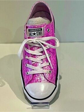 Converse Chuck Taylor All Star Sneaker 5.5 | Pink Glitter/Low Top | Pristine Y2K